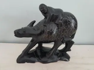 vintage houten beeld buffel met kind - handgesneden - China