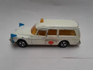 Vintage Majorette Citroen DS 21 Ambulance speelgoedauto - Frankrijk