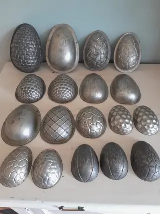 Vintage metal chocolate egg molds - set of 18