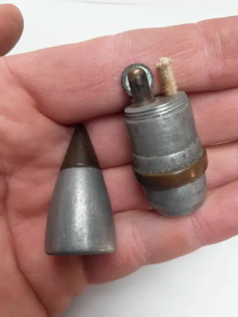 oude kogel aansteker - trench art aansteker - aansteker gemaakt van kogel 20mm