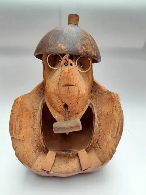 Vintage Tiki Barware Coconut Monkey Sculpture - Hawaiiaans/Polynesische Retro Kitsch Ape Bar Decor