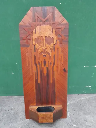 houten wanddecoratie Amsterdamse School - wijwater bakje - art deco - art nouveau - Jezus