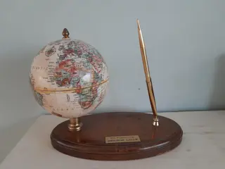 vintage Replogle World Classic Series Globe Desktop with Pen Holder & Pen Genuine Hardwood Base