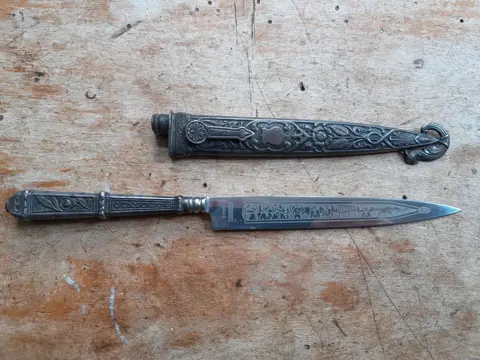 Vintage Antique Eberle Brazilian Silver Plated Gaucho Dagger Knife Scabbard