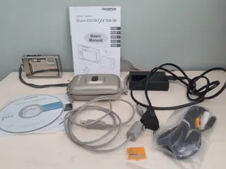 Olympus Mju 1030 SW digitale camera 10.1mp - 2gb