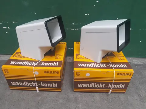 vintage Philips wandlampen - 70s - comptaluxlamp - plastic - set van 2