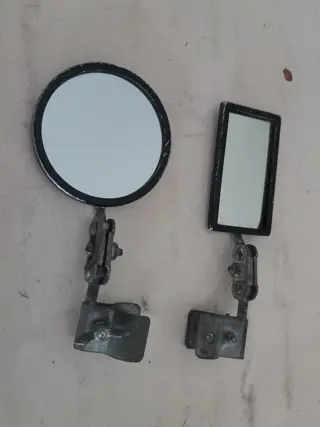 2 small vintage investigation mirrors