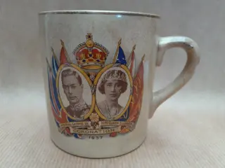 King George VI & Queen Elizabeth 1937 Commemorative Mug