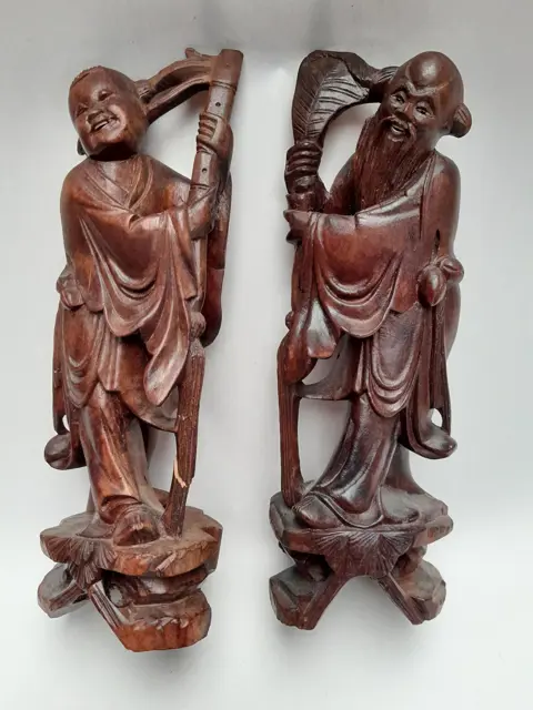 Chinees houten beelden van een man en vrouw - set van 2