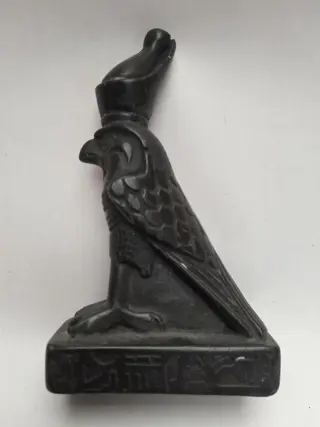 Egyptische Valk Vogel God Horus beeld