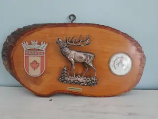 Vintage wooden wall plaque with Canadian flag, thermometer and deer - Canada