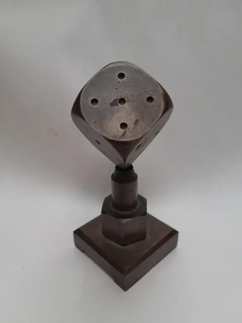 Vintage dobbelsteen presse-papier staal
