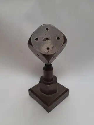 Vintage dobbelsteen presse-papier staal