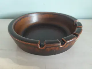Vintage Arabia asbak - Finland - aardewerk