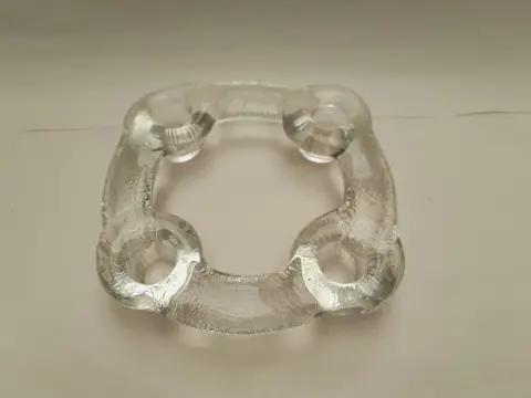 Pukeberg - glazen ring kandelaar , jaren 1970 - Staffan Gellerstedt - Zweden