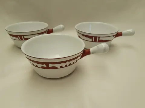 Vintage kommen Nederlands aardewerk - jaren 60 - kom met handvat - bruin wit - set van 3