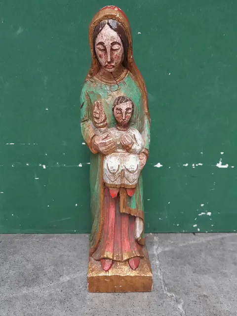 Vintage gesneden houten polychroom beeld van de Maagd Maria met kind - Zuid Europa