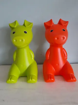 Set of 2 - Vintage Ikea piggy bank Gullgris PS designed by Monica Mulder