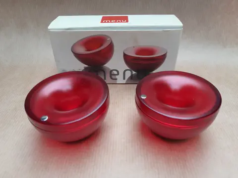 Menu salt & pepper shaker red - Pernille Vea - Danish Design