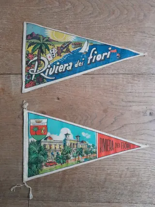 Set van 2 - Vintage Vaantje , Vlaggetje, Wimpel van Riviera dei Fiori - Sanremo - Italie