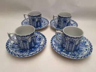 set van 4 kop en schotels lange lijs