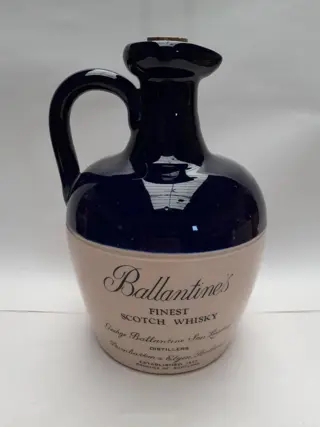 Vintage collectible Ballantine's Schotse whisky steengoed fles