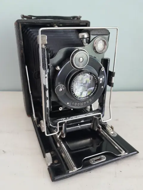 Vintage Welta 9x12 Folding Plate Camera - Compur - Voigtlander plates