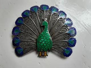vintage filigraan Peacock broche gemaakt van zilver met email