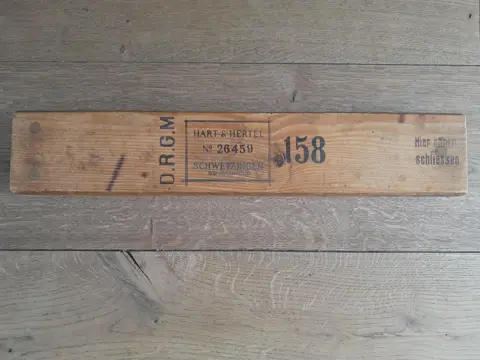 Antieke houten sigarenpers - Duitsland "Hart & Hertel Schwetzingen" van Mannheim - Verzamelbare houten sigarenmal - 20 sigaren ~ Tabaksmal