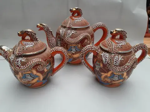 vintage Japanse Satsuma theepot met melkkan en suikerpot - draken decor