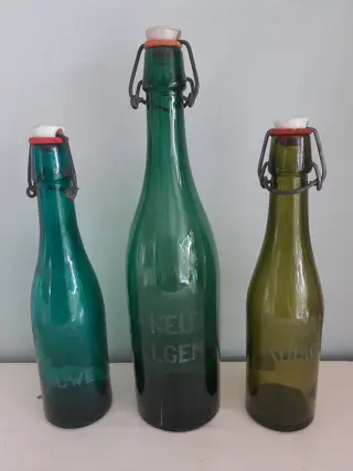 3 x bierfles Belgie Wevelgem Lauwe Kuurne beugelfles bier fles