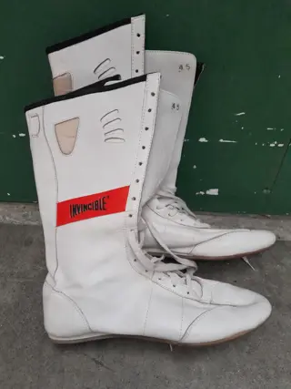 Vintage witte Invincible boksschoenen - maat 45 - 80s