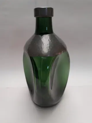 vintage Gero karaf fles - groen glas met tin - driehoek