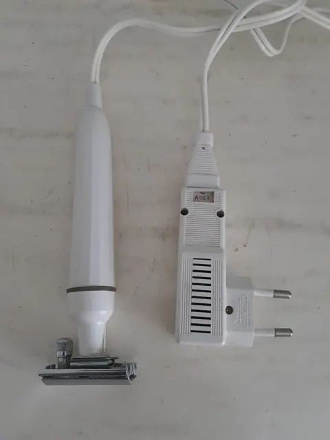 Vintage Italiaans design Firem elektrisch scheerapparaat uit de jaren 50 voor nat scheren