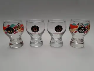 4 Vintage Licor 43 shot glasses