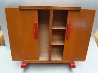 vintage poppenkleding kast - 60s - pop kleding kast