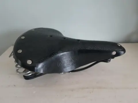 Vintage Brooks B66 zadel - fietszadel leer - zwart