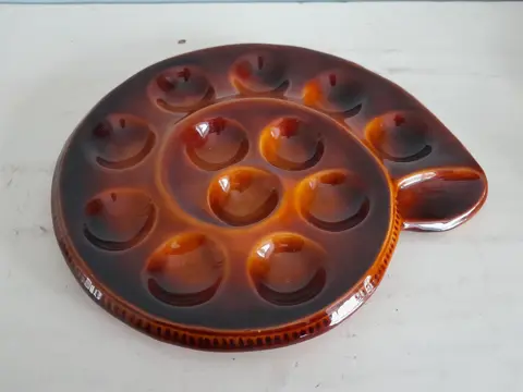vintage aardewerk escargot bord - Frankrijk