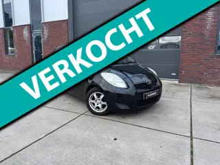 Toyota Yaris 1.3 VVTi Aspiration Airco LM velgen