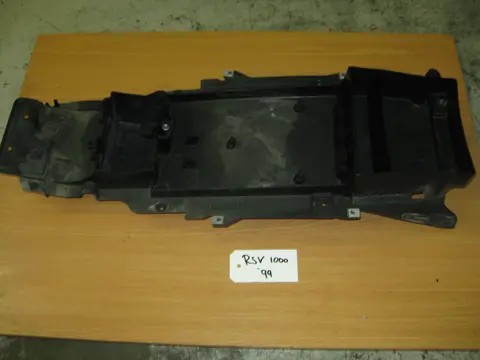 ACHTER SPATBORD Aprilia RSV 1000 1998 - 2000
