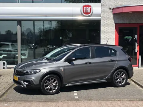 Fiat Tipo Cross 1.0 Turbo 100 City Cross CLIMATE|APPLE/ANDROID|TREKHAAK|CAMERA|DAB|17"