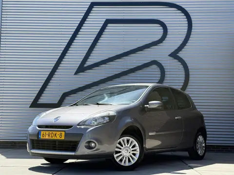 Renault Clio 1.2 Collection 2e Eigenaar|Airco|Trekhaak|Cruise|Goed Onderhouden|N.A.P|Nieuwe APK bij 