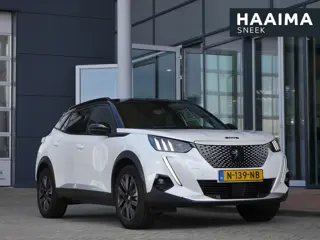 Peugeot e-2008 EV GT 50 kWh | Lage km.stand | Achteruitrijcamera | Stoelverwarming | Full led verlic