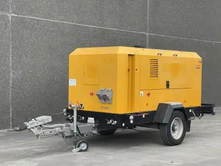 Doosan 12 / 205 (bj 2022)