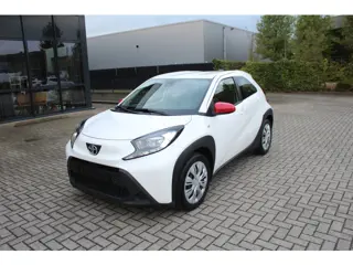 Toyota Aygo X 1.0 VVT-i S-CVT Play Clima-Adapt. Cruise-Carplay-Camera