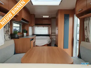 Knaus Sport 450 FU Fransbed Zit (Stapelbed)