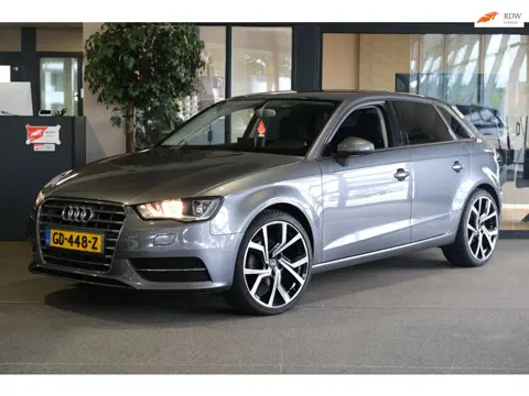 Audi A3 Sportback 1.4 TFSI CoD Pro Line Leder Airco Navi B&O Cruise control