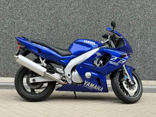 Yamaha Sport YZF 600 R Thunder Cat (NEDERLANDSE MOTOR, UNIEK GELUID, ZEER GOEDE STAAT, BOEKJES AANWE