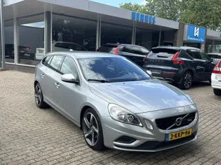 Volvo V60 1.6 T3 Aut6 R-Design (bj 2013)