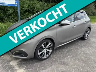 Peugeot 208 1.2 PureTech Première | 110PK | Distr vv | NAP | Pano | Achteruitrijdcam